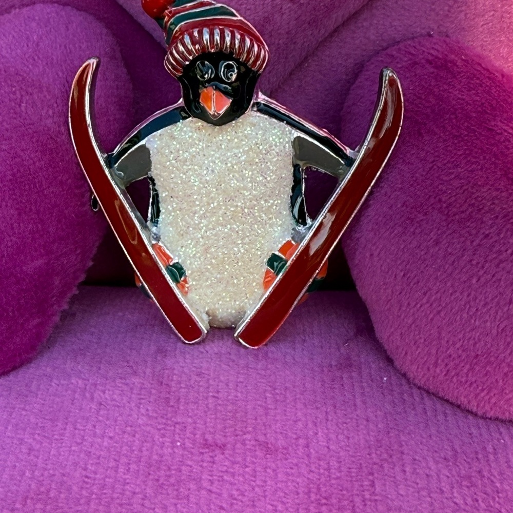 NWOT! Charming Penguin Ski Brooch - Red and Black Holiday Glitter Vintage
